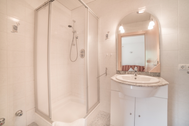 Uebernachtung Fewo Fuegen 3.jpg